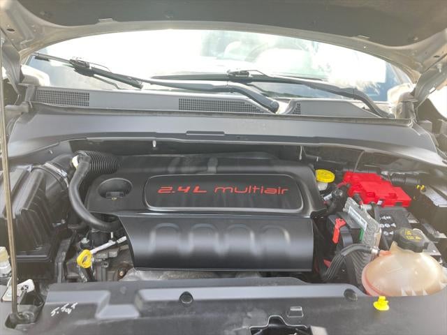 2019 Jeep Compass Latitude w/Sun/Wheel Pkg