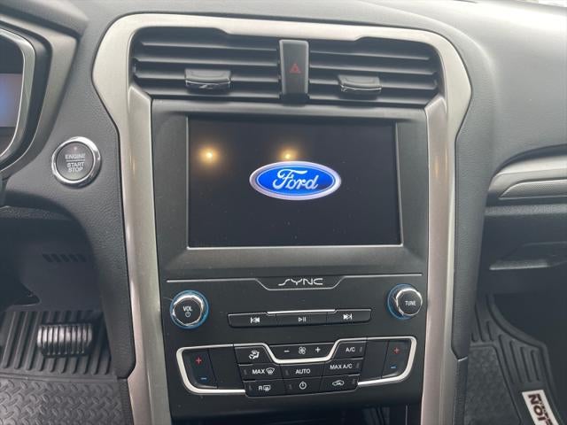 2020 Ford Fusion SE