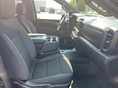 2024 GMC Sierra Elevation