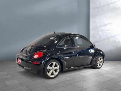2007 Volkswagen Beetle 2dr Auto Coupe