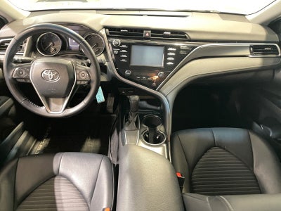 2018 Toyota CAMRY SE