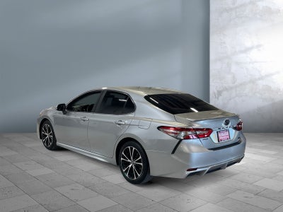 2018 Toyota CAMRY SE