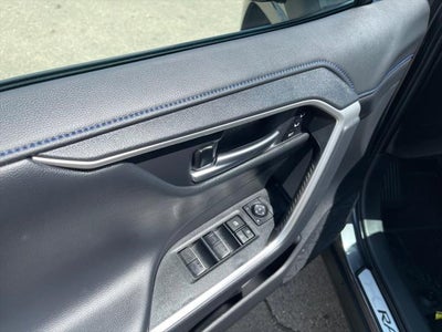 2024 Toyota RAV4 HYBRID Hybrid XSE