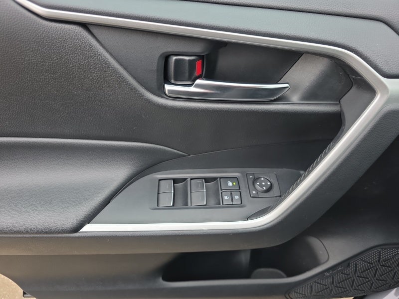 2022 Toyota RAV4 HYBRID Hybrid SE