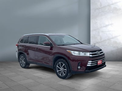 2019 Toyota HIGHLANDER XLE