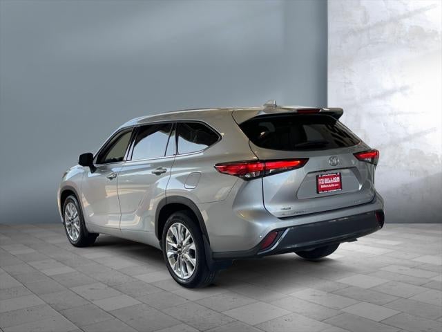 2023 Toyota HIGHLANDER Limited