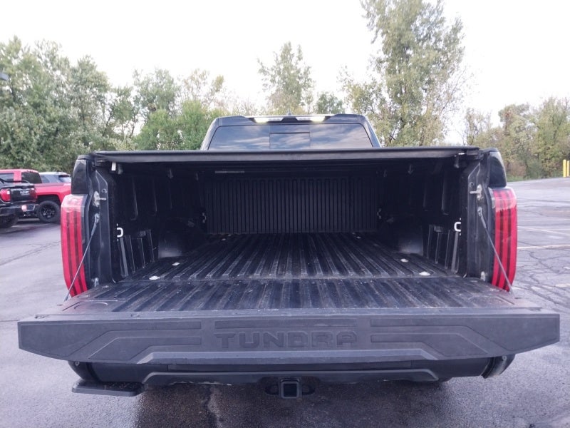 2024 Toyota TUNDRA 4X4 SR5