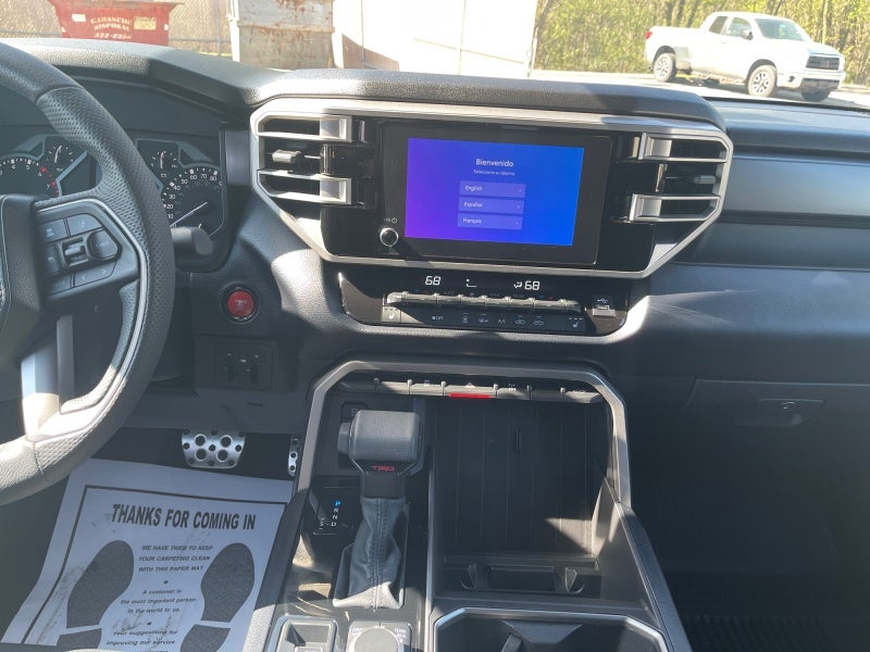 2025 Toyota TUNDRA 4X4 SR5