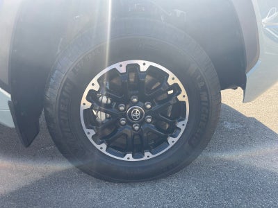 2025 Toyota TUNDRA 4X4 SR5