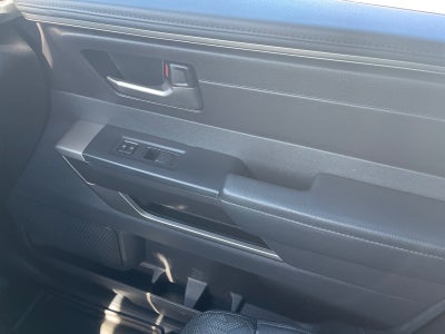 2025 Toyota TUNDRA 4X4 SR5