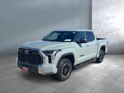 2025 Toyota TUNDRA 4X4 SR5