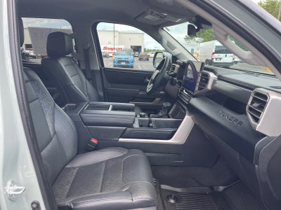 2024 Toyota TUNDRA 4X4 SR5