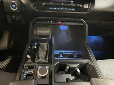 2024 Toyota TUNDRA 4X4 SR5