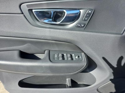 2018 Volvo XC60 R-Design