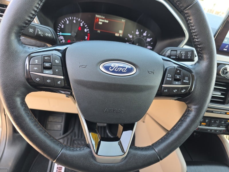 2021 Ford Escape SEL