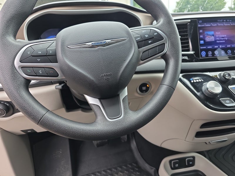 2017 Chrysler Pacifica Touring Plus