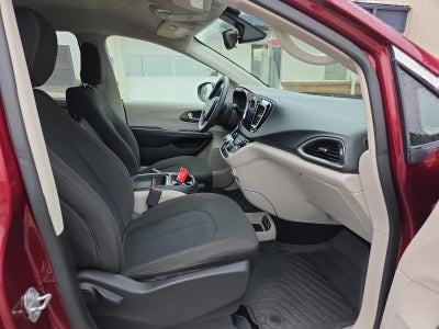 2017 Chrysler Pacifica Touring Plus