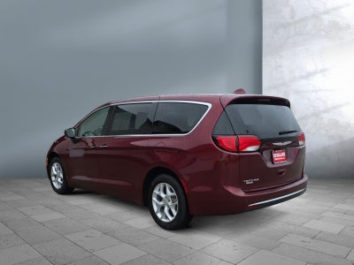 2017 Chrysler Pacifica Touring Plus