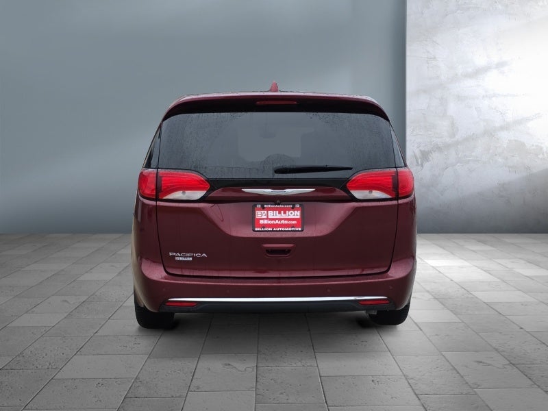 2017 Chrysler Pacifica Touring Plus