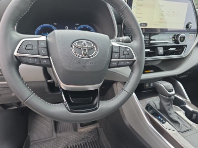 2023 Toyota Highlander Hybrid Limited