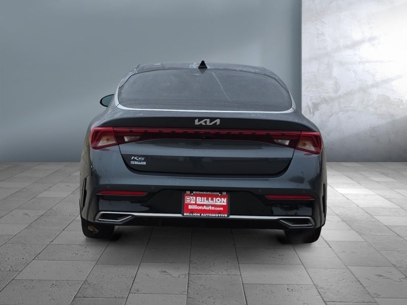 2022 Kia K5 EX