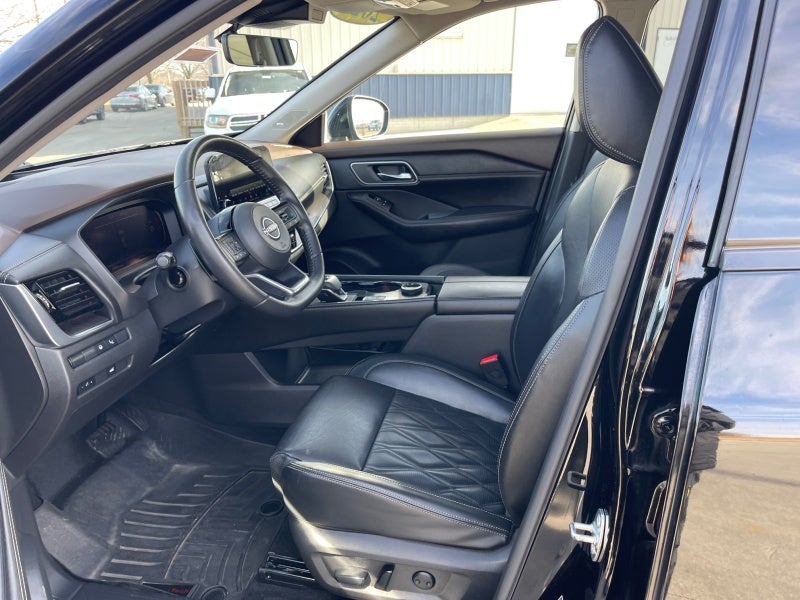 2022 Nissan Rogue Platinum