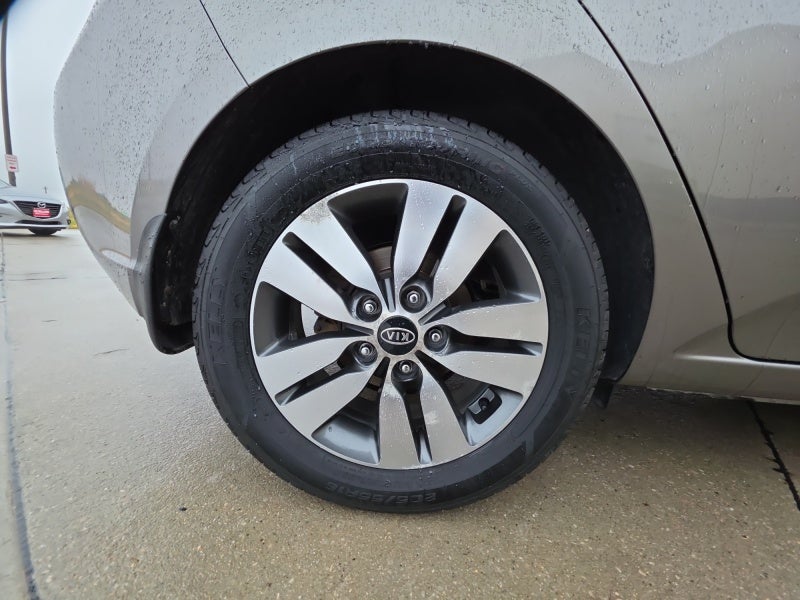 2013 Kia Forte 5-Door EX