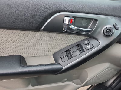 2013 Kia Forte 5-Door EX