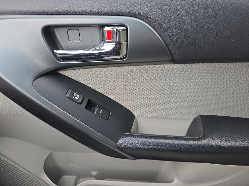 2013 Kia Forte 5-Door EX