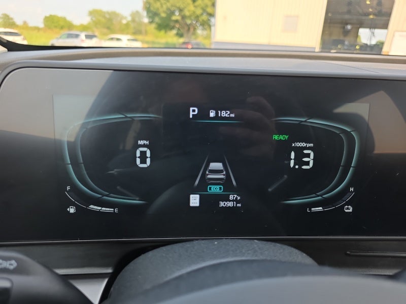 2025 Kia Sportage Hybrid EX