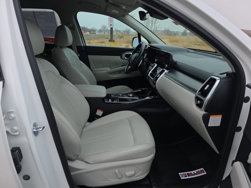 2022 Kia Sorento Plug-In Hybrid SX