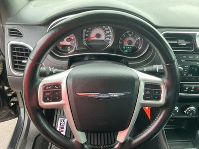 2014 Chrysler 200 Limited
