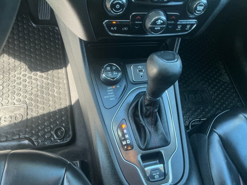 2020 Jeep Cherokee Trailhawk