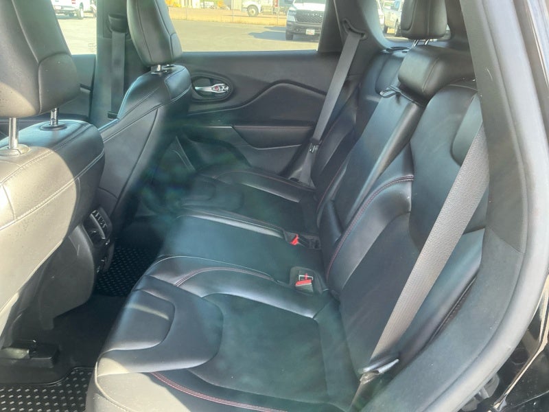 2021 Jeep Cherokee Trailhawk