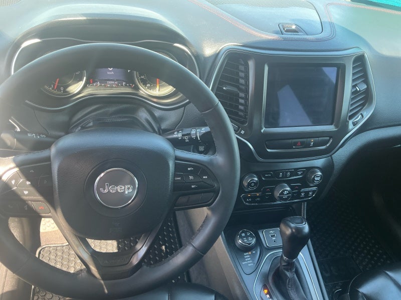 2022 Jeep Cherokee Trailhawk