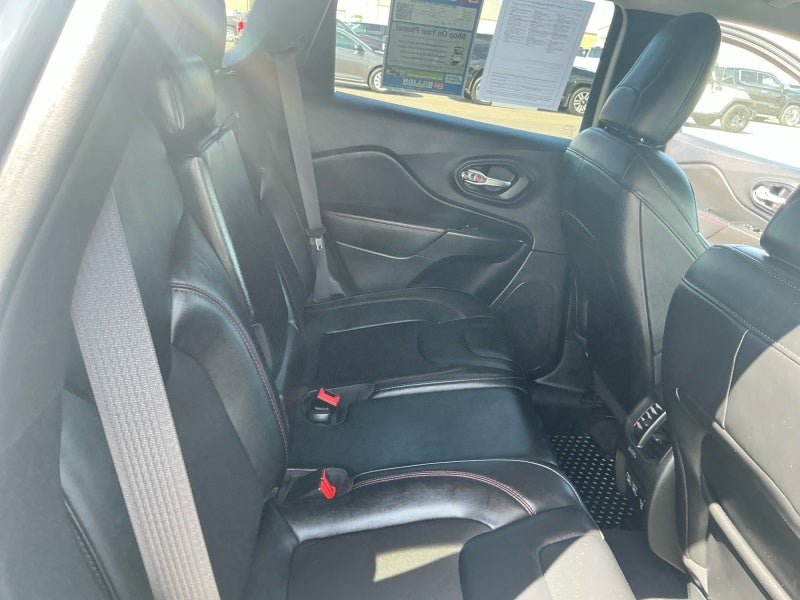 2022 Jeep Cherokee Trailhawk