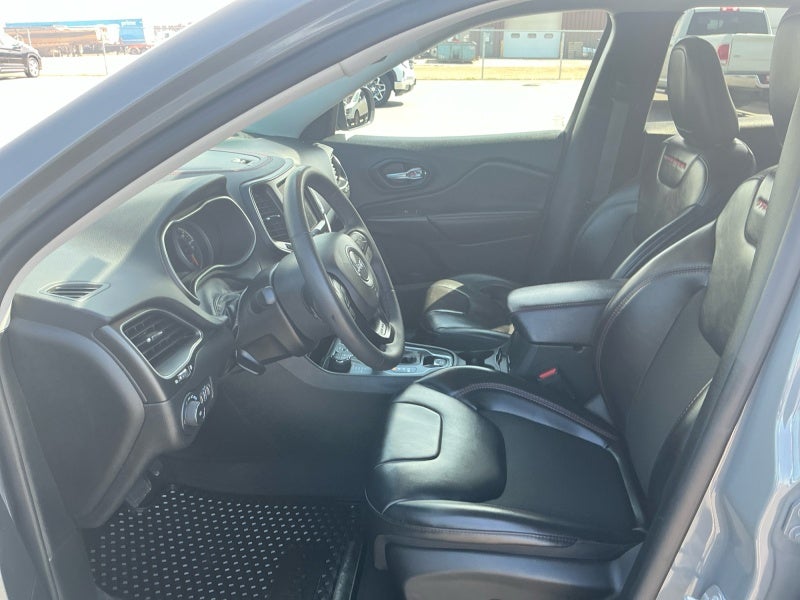 2022 Jeep Cherokee Trailhawk