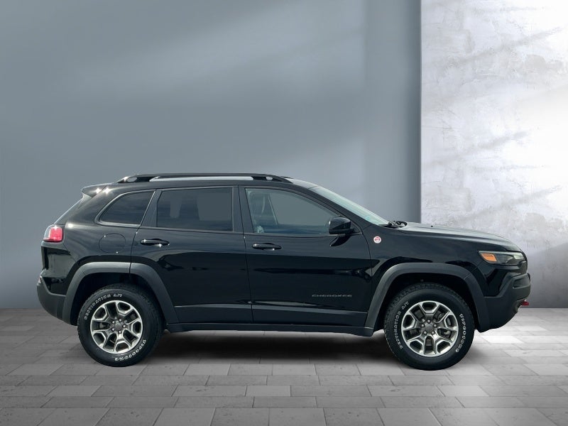 2022 Jeep Cherokee Trailhawk