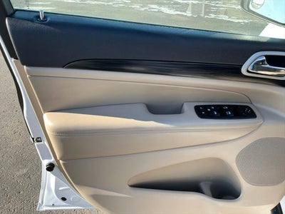 2020 Jeep Grand Cherokee Laredo E