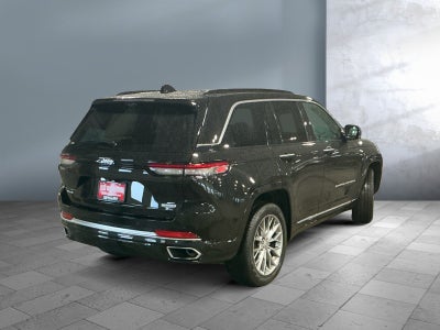 2024 Jeep Grand Cherokee Summit