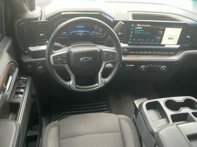 2025 Chevrolet Silverado RST