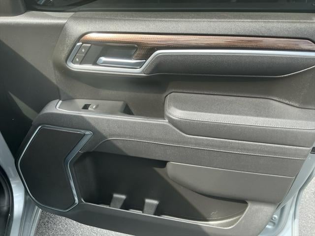 2025 Chevrolet Silverado RST