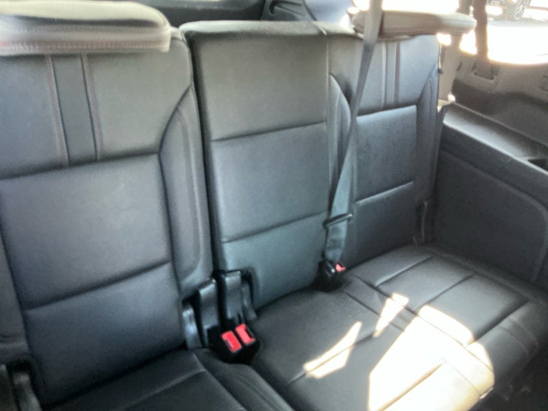 2022 Chevrolet Suburban RST