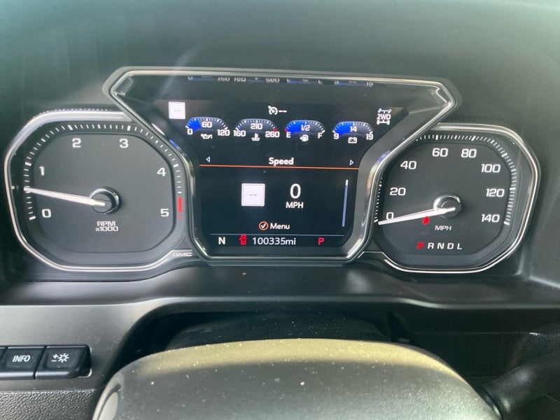 2022 GMC Sierra HD AT4