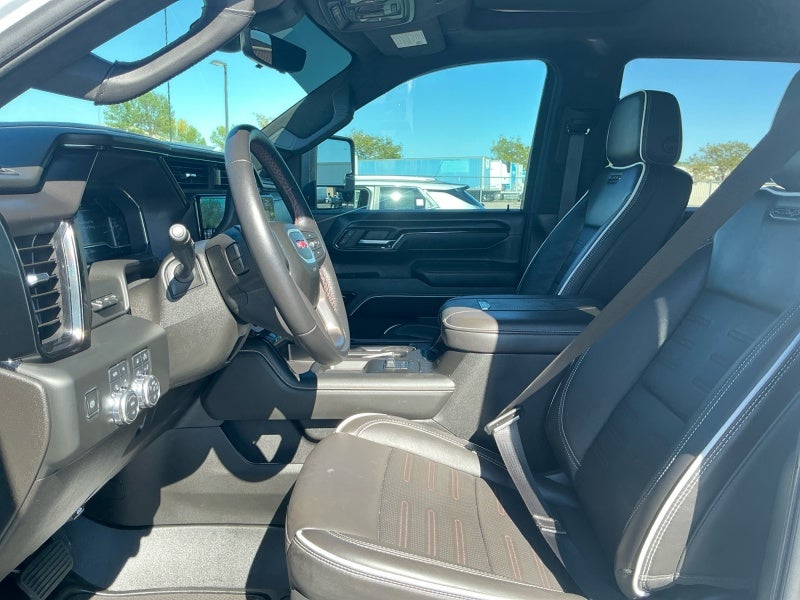 2025 GMC Sierra HD AT4X