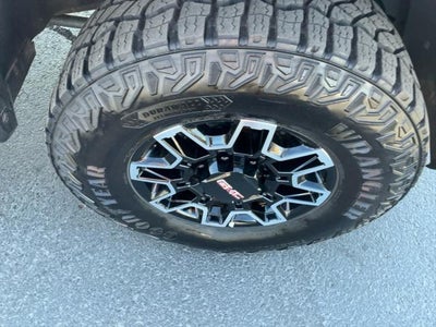 2025 GMC Sierra HD AT4X