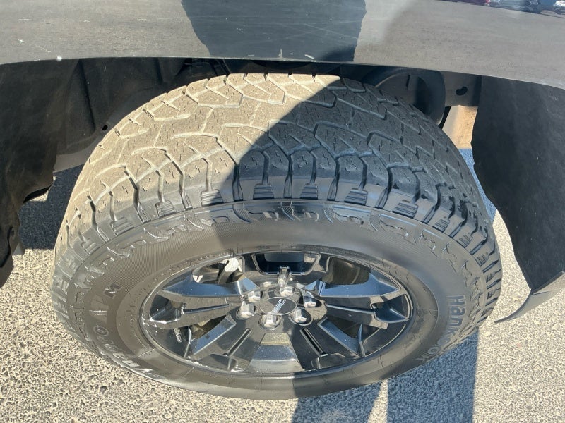 2022 GMC Canyon 4WD AT4 w/Leather