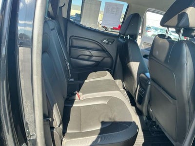 2022 GMC Canyon 4WD AT4 w/Leather