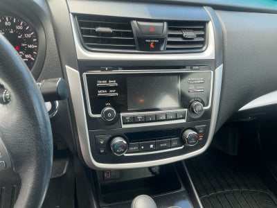 2017 Nissan Altima SV