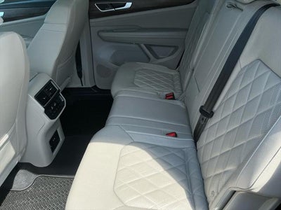 2025 Volkswagen Atlas 2.0T SEL Premium R-Line